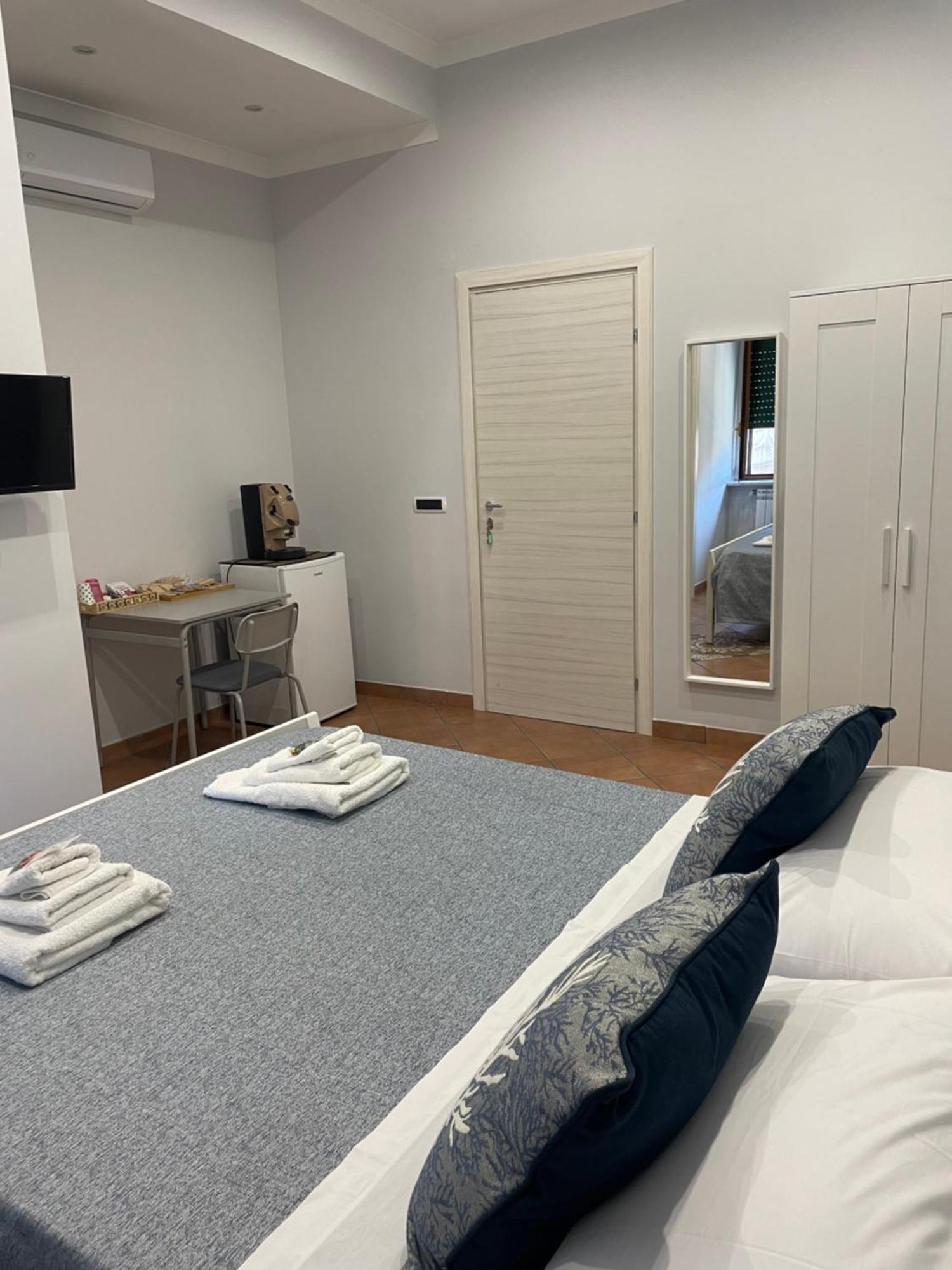 نابولي Manu'S Room المظهر الخارجي الصورة